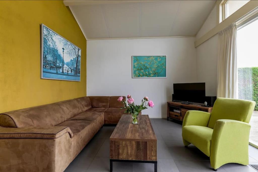 Villa Vakantiehuis De Wilgenroos à Wervershoof Extérieur photo